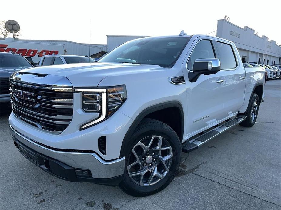 new 2025 GMC Sierra 1500 car, priced at $59,000