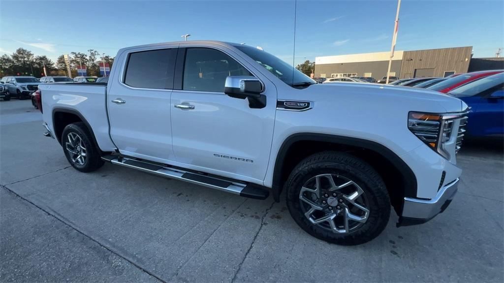 new 2025 GMC Sierra 1500 car, priced at $59,000