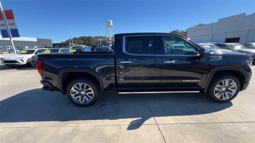 new 2025 GMC Sierra 1500 car, priced at $70,945