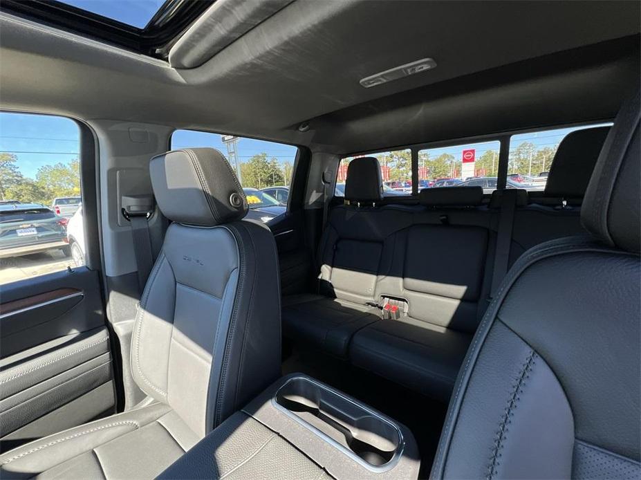 new 2025 GMC Sierra 1500 car, priced at $70,945