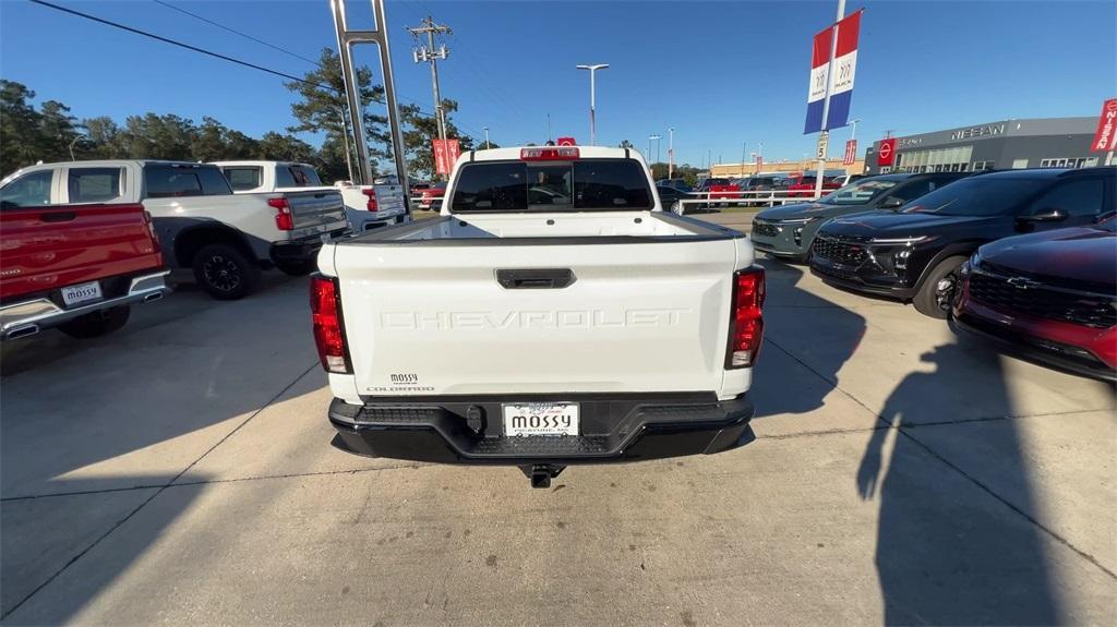 new 2024 Chevrolet Colorado car, priced at $31,230