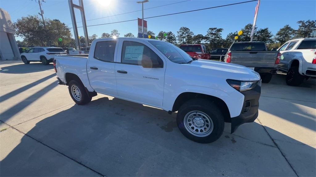 new 2024 Chevrolet Colorado car, priced at $31,230