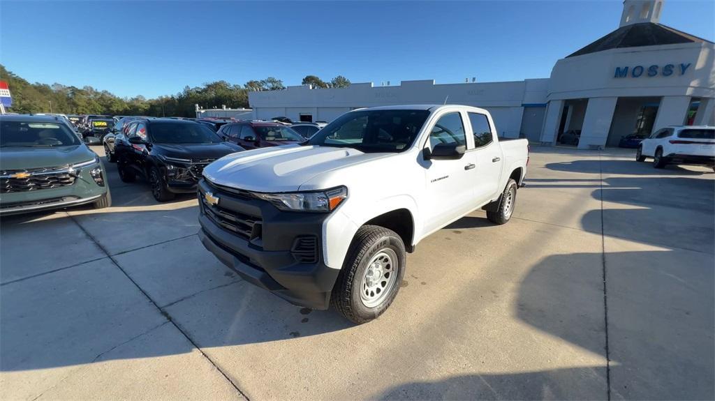 new 2024 Chevrolet Colorado car, priced at $31,230