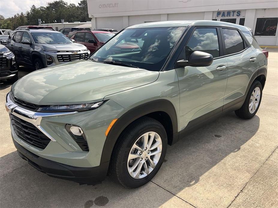 new 2025 Chevrolet TrailBlazer car, priced at $23,875