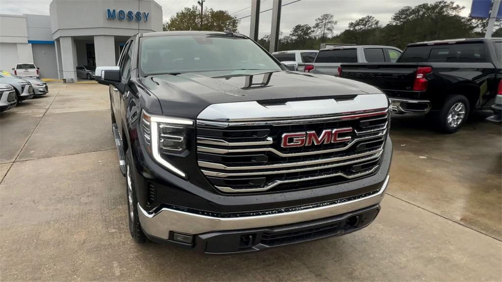 new 2025 GMC Sierra 1500 car, priced at $60,290