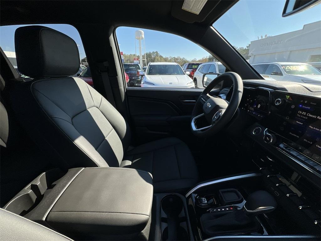 new 2024 Chevrolet Colorado car, priced at $39,735