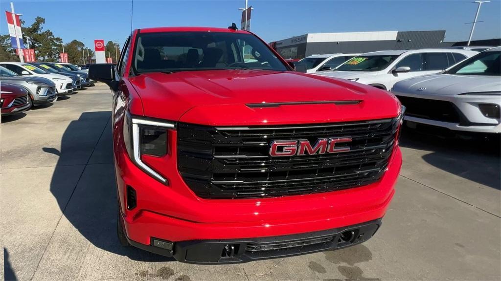 new 2025 GMC Sierra 1500 car, priced at $54,280