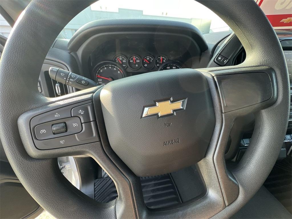 new 2025 Chevrolet Silverado 1500 car, priced at $40,390