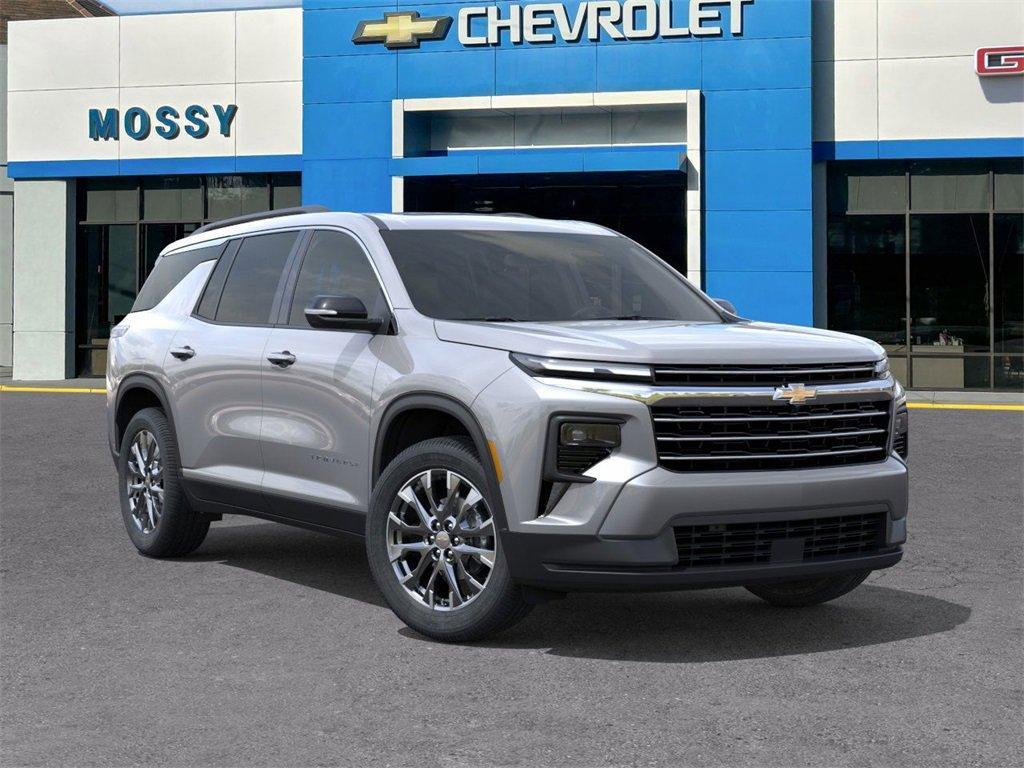 new 2026 Chevrolet Traverse car, priced at $43,495