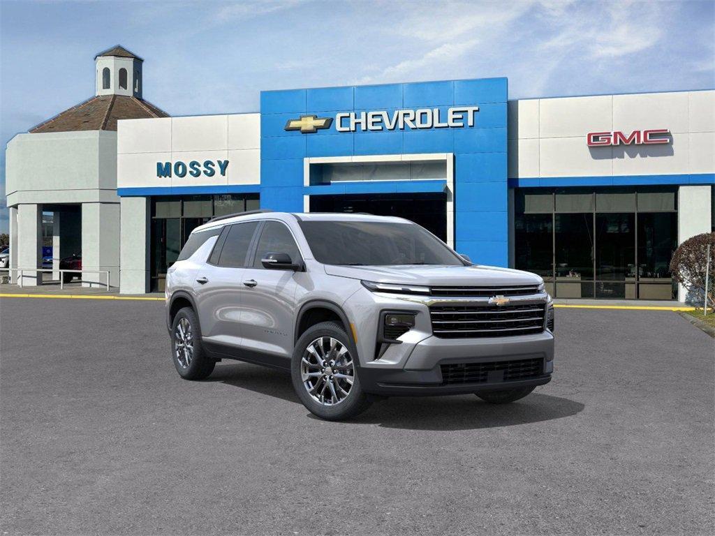 new 2026 Chevrolet Traverse car, priced at $43,495