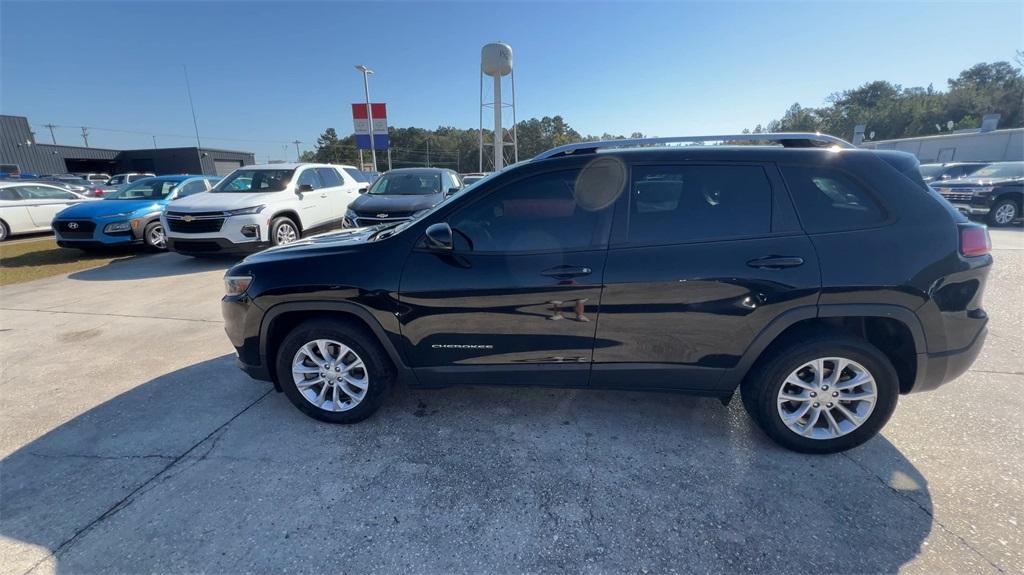 used 2021 Jeep Cherokee car, priced at $16,371