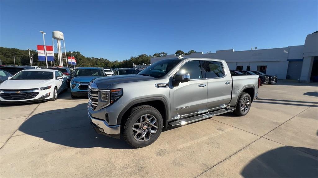 new 2025 GMC Sierra 1500 car, priced at $58,125