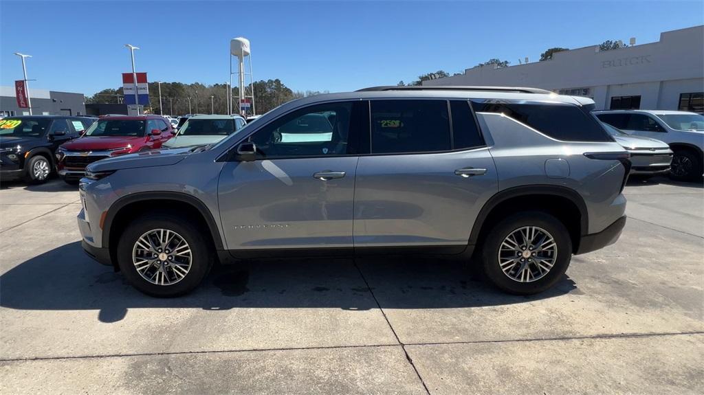 new 2024 Chevrolet Traverse car, priced at $37,395