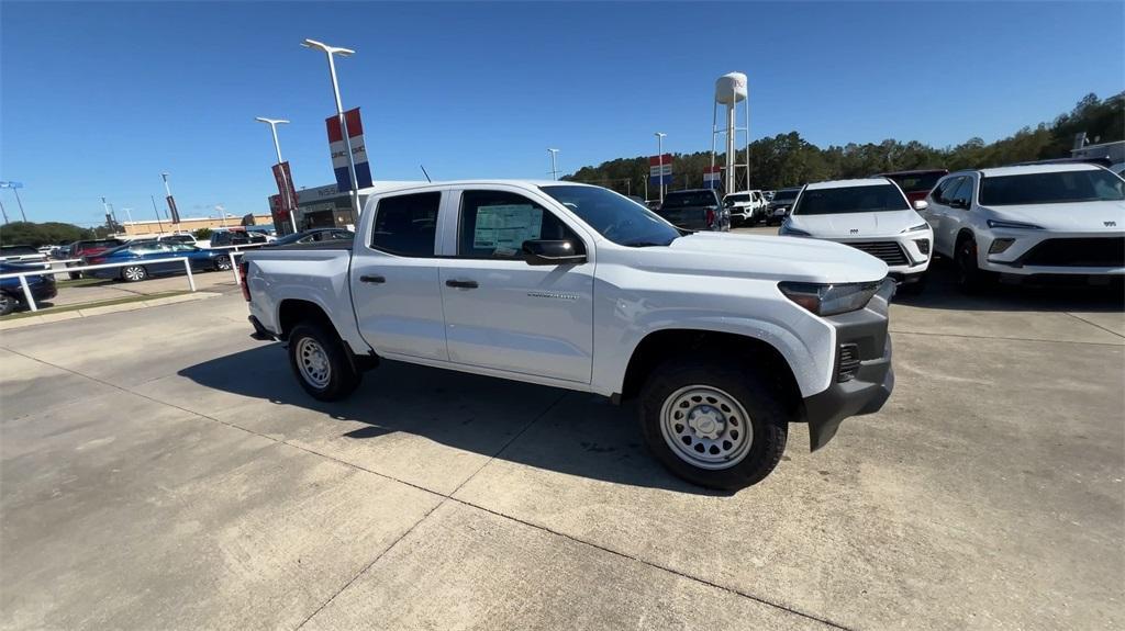 new 2024 Chevrolet Colorado car, priced at $29,565