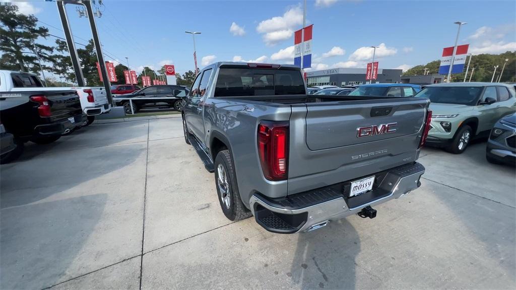 new 2025 GMC Sierra 1500 car, priced at $58,575