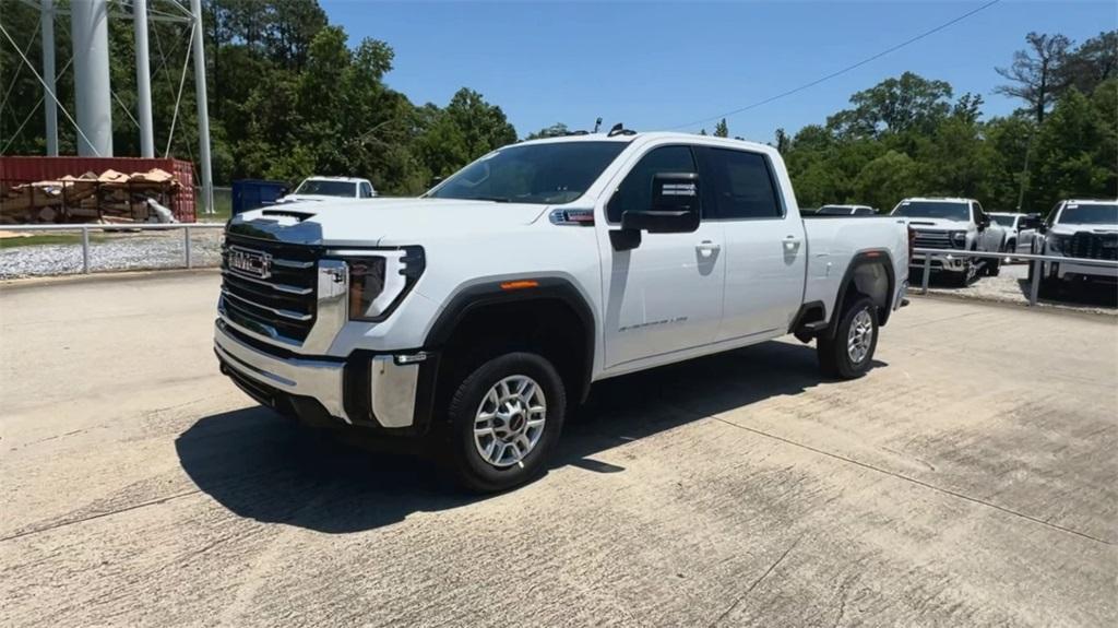 new 2024 GMC Sierra 2500 car, priced at $67,690