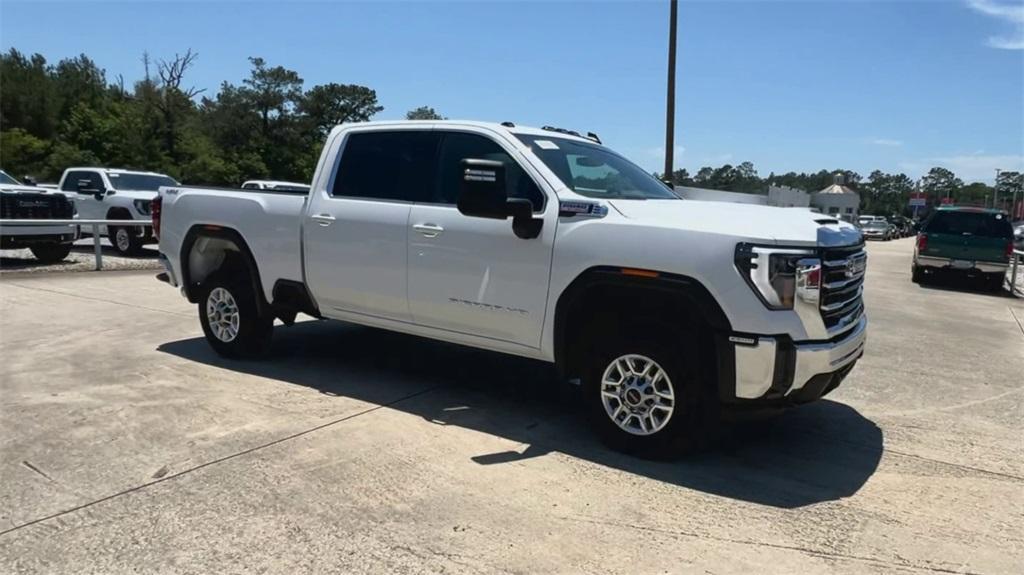 new 2024 GMC Sierra 2500 car, priced at $67,690