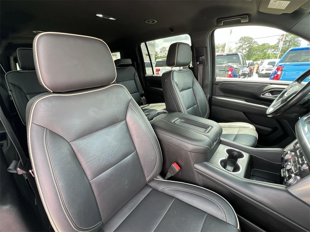 used 2021 GMC Yukon XL car, priced at $38,345