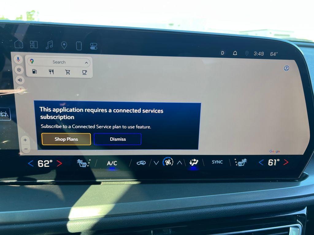 used 2024 Chevrolet Traverse car, priced at $32,998