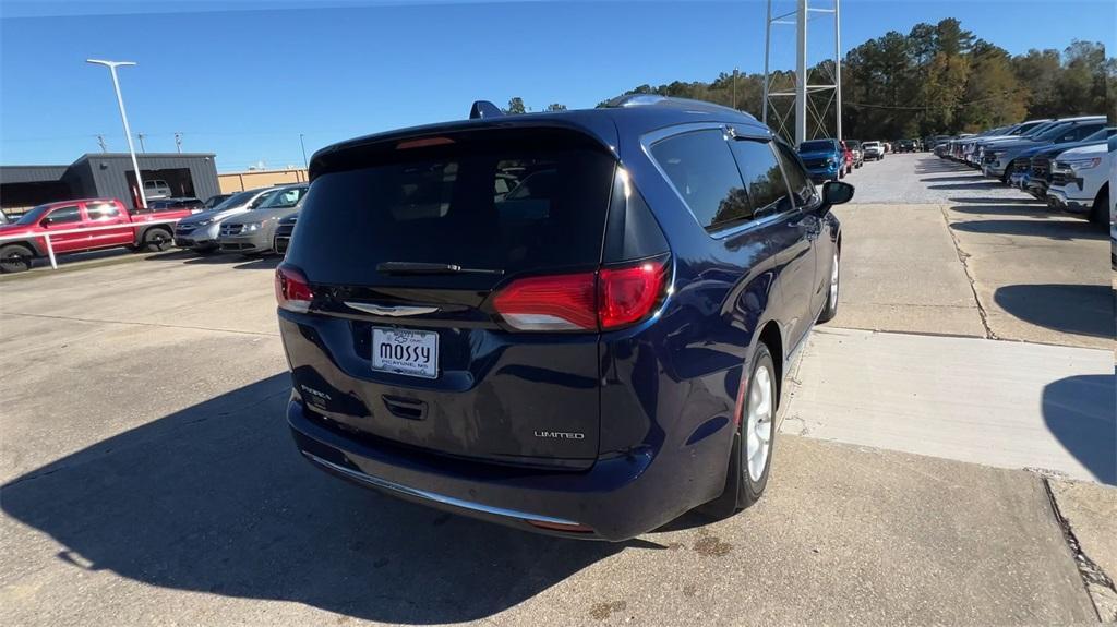 used 2020 Chrysler Pacifica car, priced at $27,067