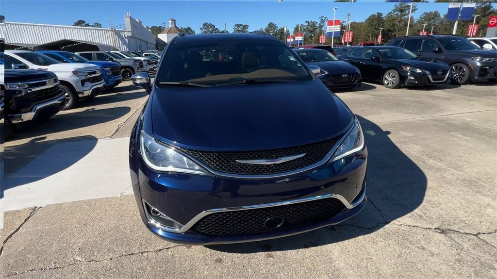 used 2020 Chrysler Pacifica car, priced at $27,067