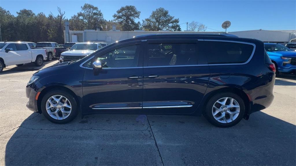 used 2020 Chrysler Pacifica car, priced at $27,067