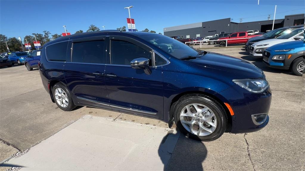 used 2020 Chrysler Pacifica car, priced at $27,067