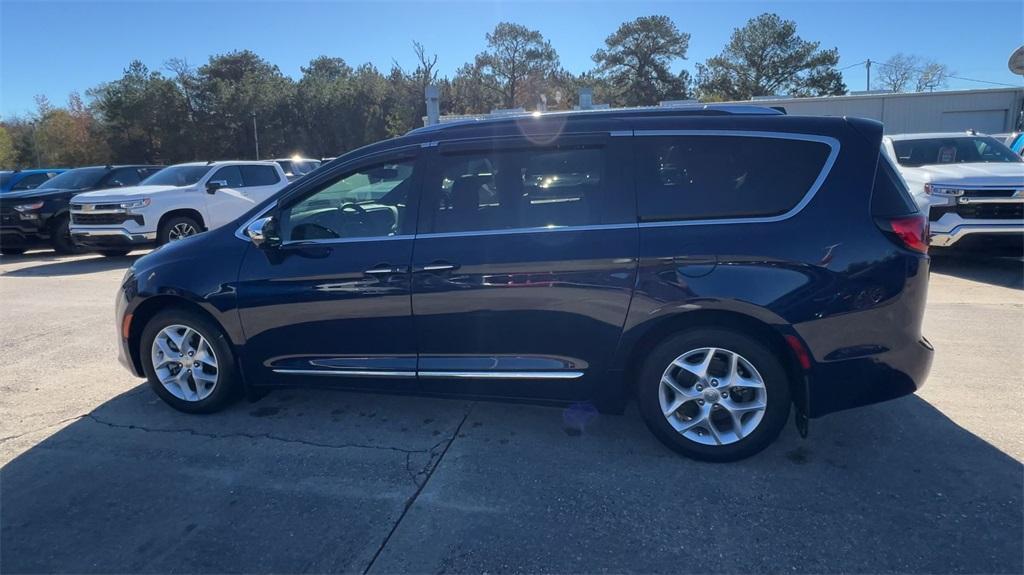 used 2020 Chrysler Pacifica car, priced at $27,067