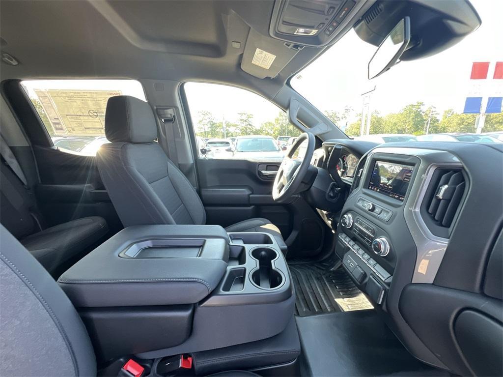 new 2025 GMC Sierra 1500 car, priced at $43,440