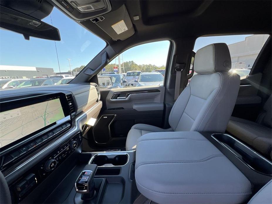 new 2025 Chevrolet Silverado 1500 car, priced at $62,765