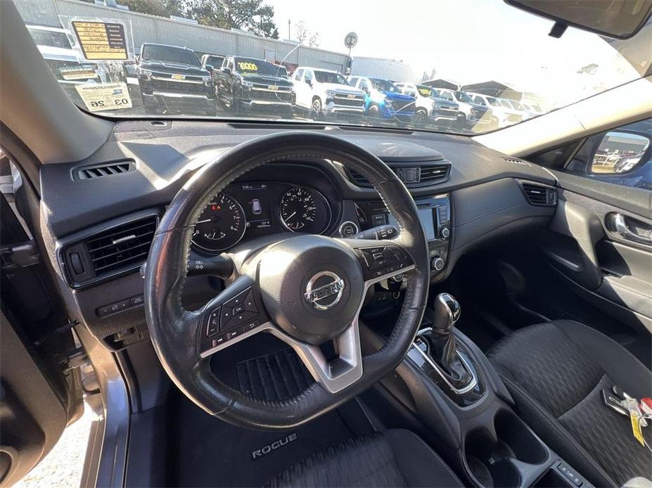 used 2018 Nissan Rogue car, priced at $11,918