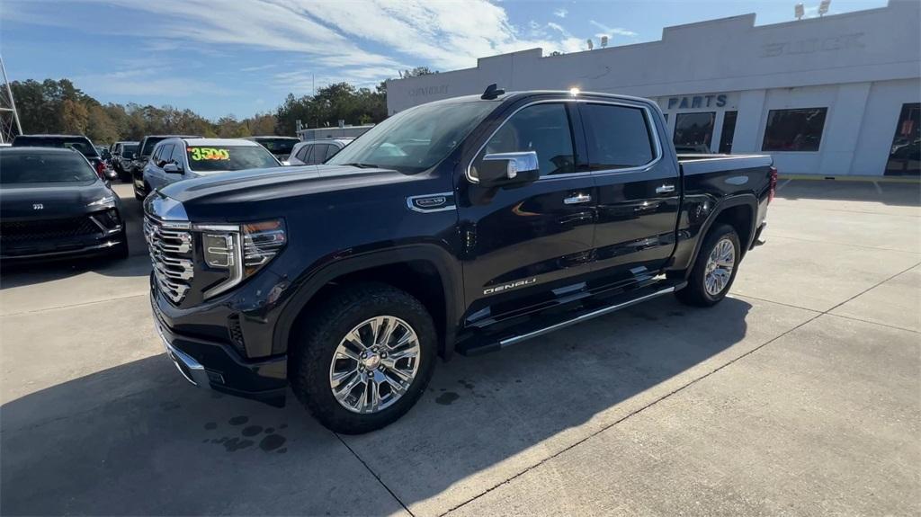 new 2025 GMC Sierra 1500 car, priced at $68,330