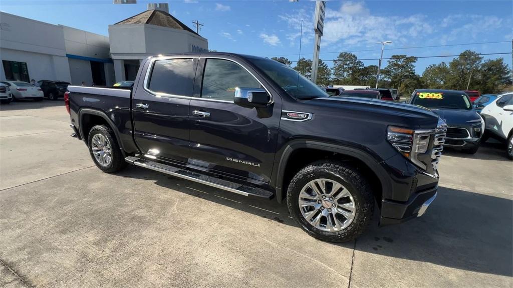 new 2025 GMC Sierra 1500 car, priced at $68,330