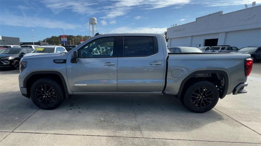 new 2025 GMC Sierra 1500 car, priced at $52,685