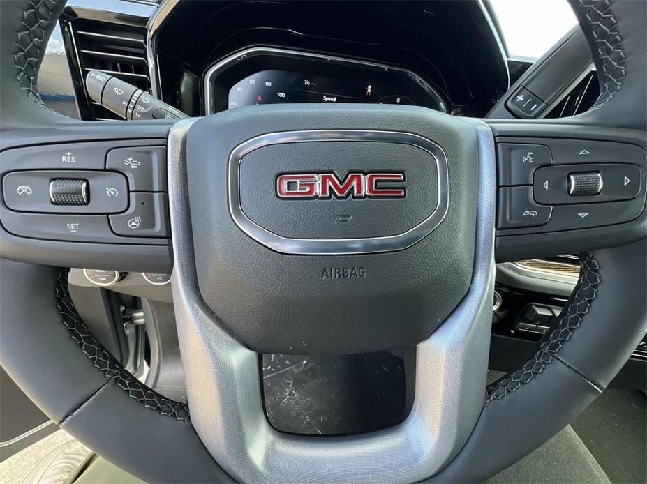 new 2025 GMC Sierra 1500 car, priced at $52,685