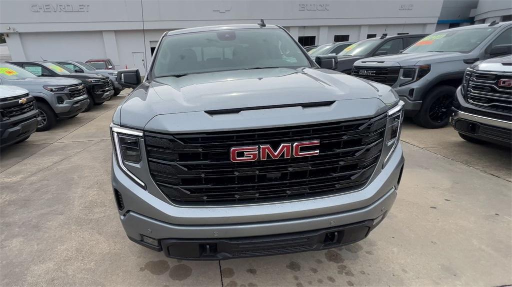 new 2025 GMC Sierra 1500 car, priced at $63,235