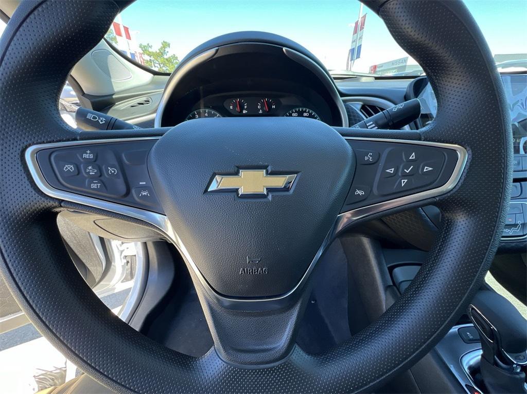 new 2025 Chevrolet Malibu car, priced at $22,995