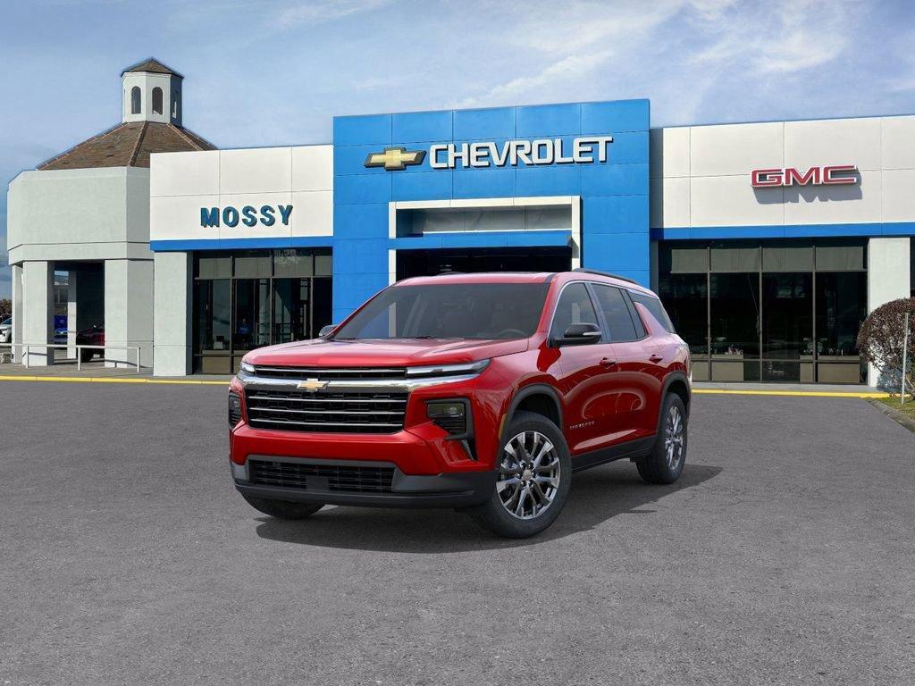 new 2026 Chevrolet Traverse car, priced at $44,215