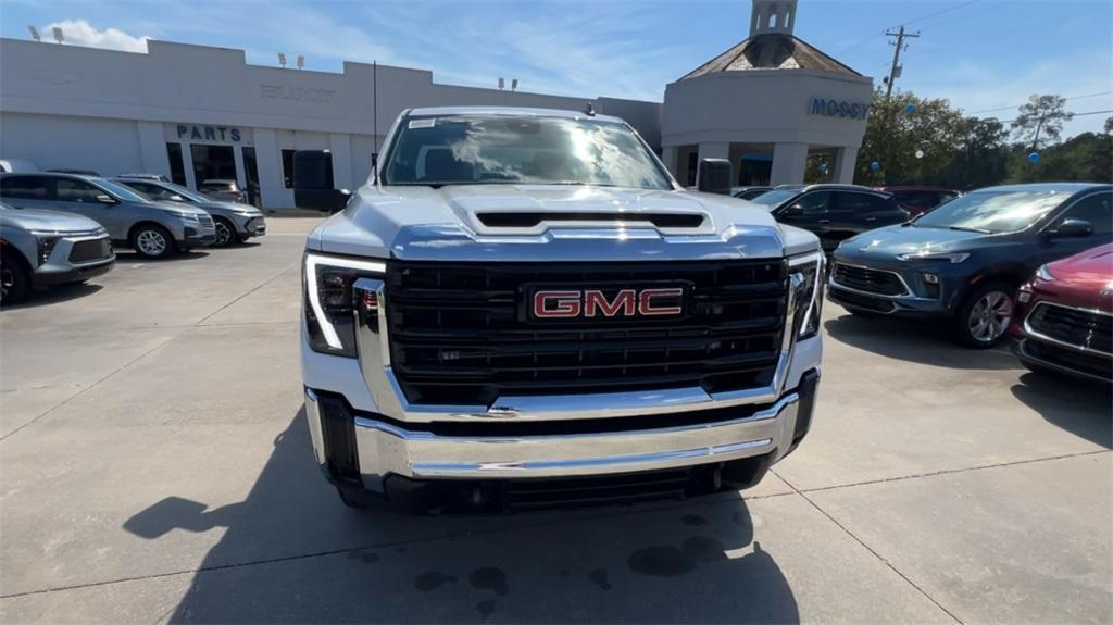 new 2024 GMC Sierra 2500 car, priced at $61,100