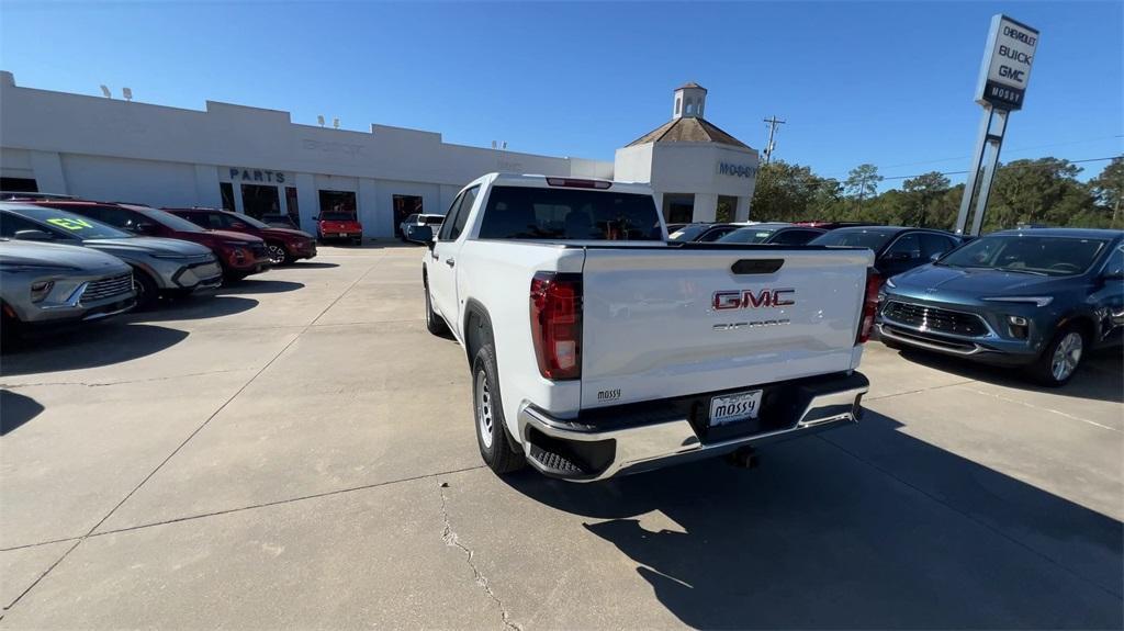 new 2025 GMC Sierra 1500 car, priced at $42,945