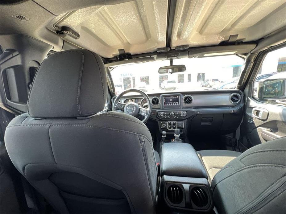 used 2021 Jeep Gladiator car, priced at $31,395