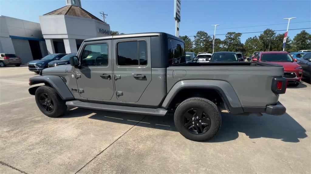 used 2021 Jeep Gladiator car, priced at $31,395