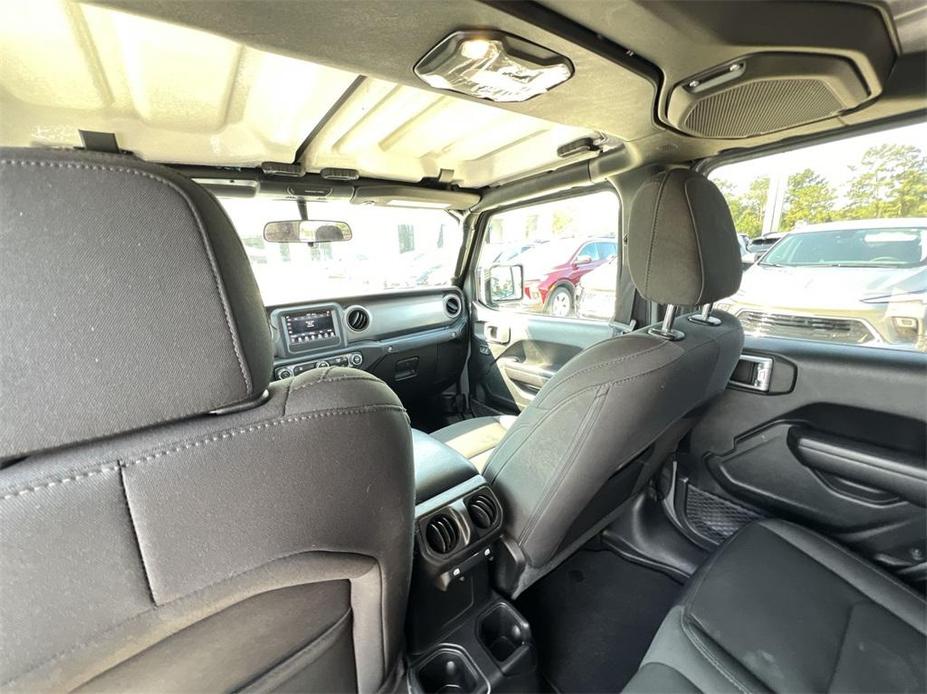 used 2021 Jeep Gladiator car, priced at $31,395