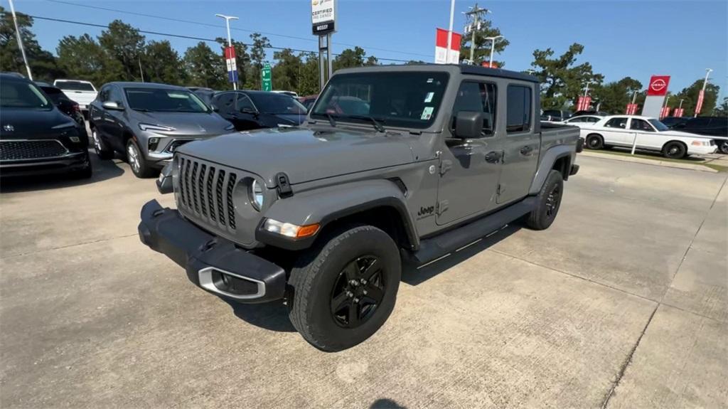 used 2021 Jeep Gladiator car, priced at $31,395