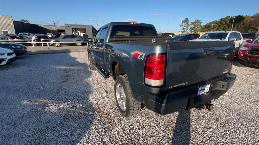 used 2011 GMC Sierra 2500 car, priced at $22,986