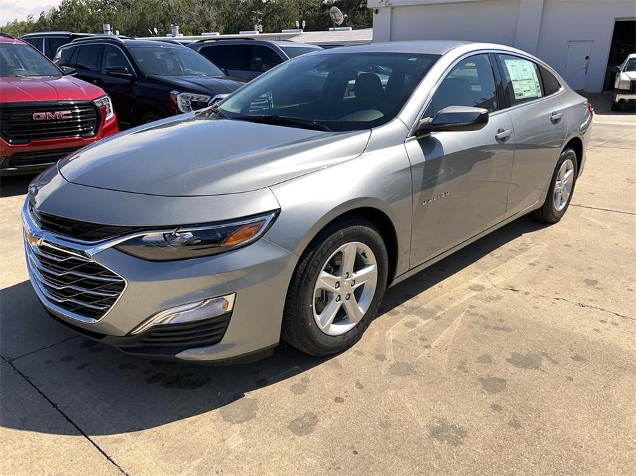 new 2025 Chevrolet Malibu car, priced at $22,995