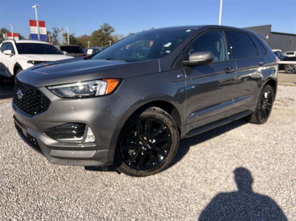 used 2024 Ford Edge car, priced at $34,989