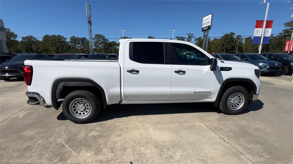 new 2025 GMC Sierra 1500 car, priced at $42,945