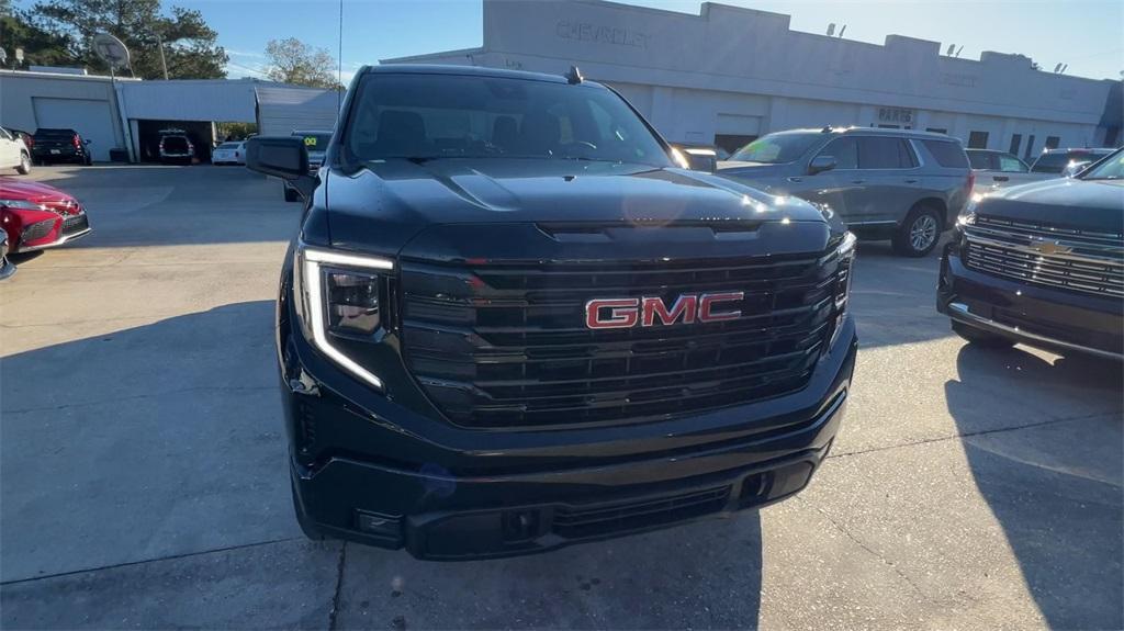 new 2025 GMC Sierra 1500 car, priced at $50,540