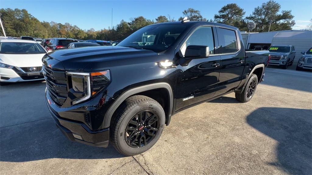 new 2025 GMC Sierra 1500 car, priced at $50,540